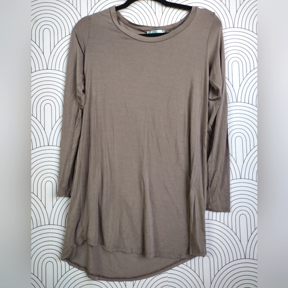 $5 Deal Chris & Carol Tunic Top